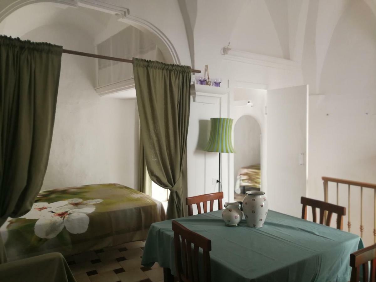Casa La Chicca Di Gina Apartment Ostuni Luaran gambar
