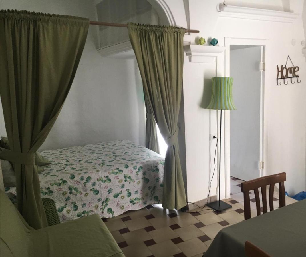 Casa La Chicca Di Gina Apartment Ostuni Luaran gambar